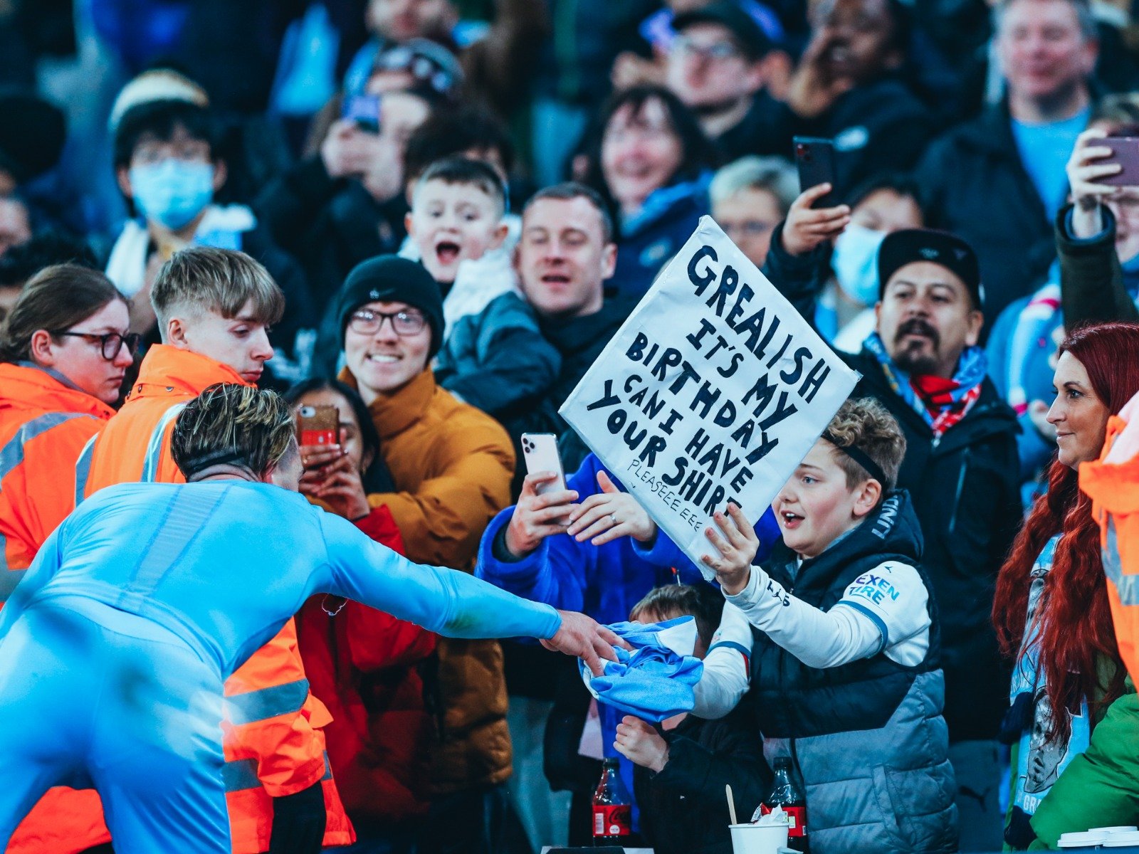 年的阵容稳 年的阵容稳